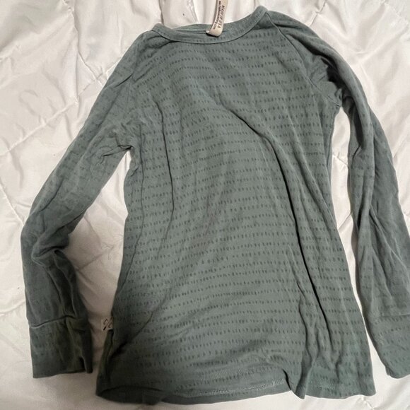 Childhoods Clothing PJS 5/6 - Picture 2 of 3